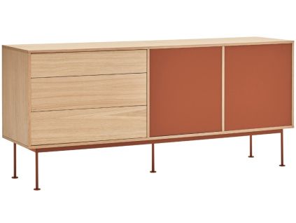 Cihlově červená dubová komoda Teulat Yoko 180 x 45 cm