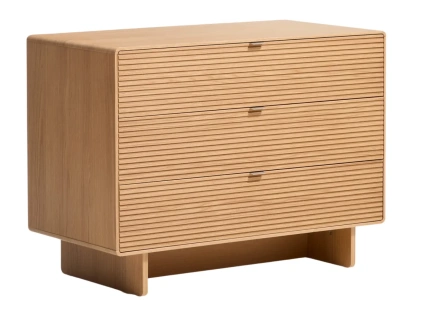 Dubová komoda Kave Home Norlen 101 x 50 cm