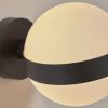 Bílo černá skleněná nástěnná lampa Kave Home Anasol 15 cm -fv-interier-25