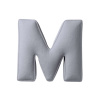Šedý sametový polštář písmeno M 40 cm