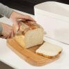 Bílý plastový chlebník s prkénkem Bread Bin -fv-interier-25