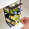 Černý kovový stojan na láhve Yamazaki Tower 40 cm -fv-interier-25