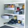 Bílo-šedá plastová polička na kořenky CupboardStore -fv-interier-25