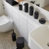 Černá kameninová WC štětka Ume -fv-interier-25