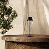 Černá kovová nabíjecí stolní LED lampa Nova Luce Deck -fv-interier-25
