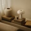 Bílá mramorová stolní lampa Glossy Mini -fv-interier-25