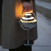 Kovová nabíjecí stolní lampa Multi-Lite -fv-interier-25