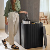 Černý koš na prádlo Tota Luxe 90 l -fv-interier-25