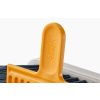 Krémově bílé koště s nástěnným držákem CleanStore -fv-interier-25