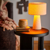 Bílá bouclé stolní lampa Emmie -fv-interier-25