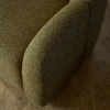 Zelené čalouněné křeslo Kave Home Corvena 98 cm -fv-interier-25